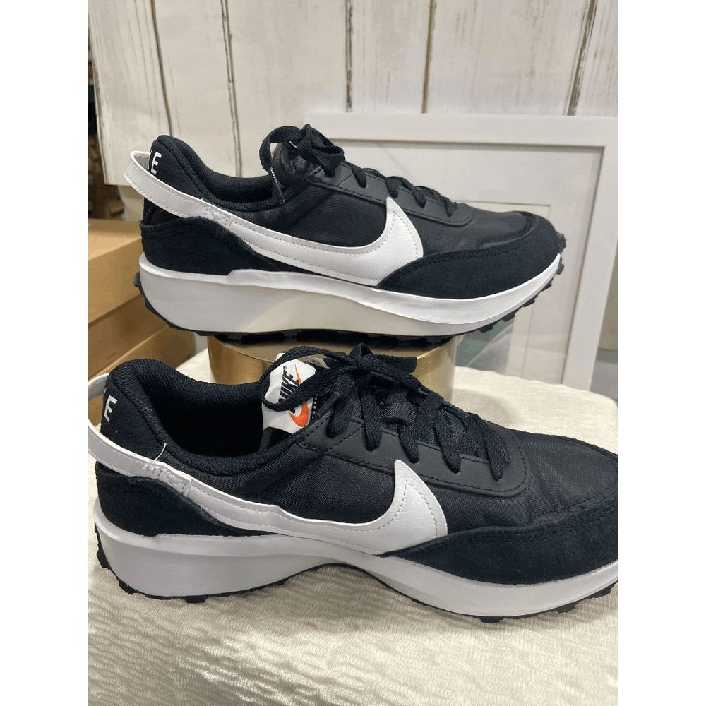 Nike Men's Waffle Debut Sneakers - Black/White 8 - Picture 1 of 10
